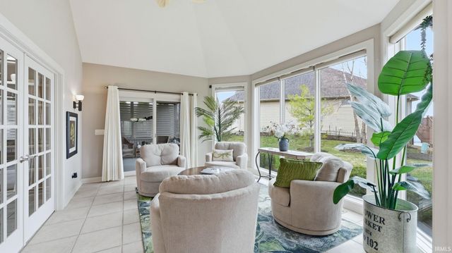 15725 Golden Eagle Cove, Huntertown, IN 46748