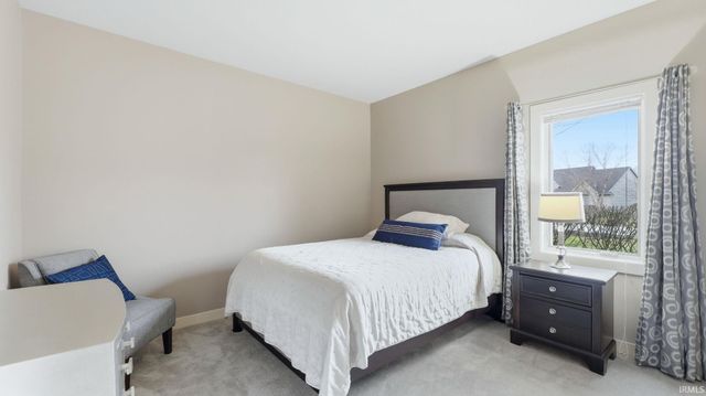 15725 Golden Eagle Cove, Huntertown, IN 46748