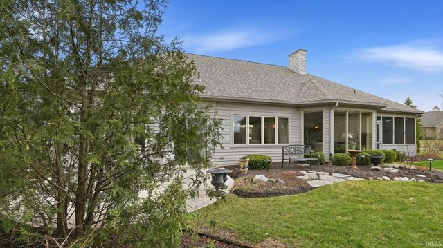 15725 Golden Eagle Cove, Huntertown, IN 46748