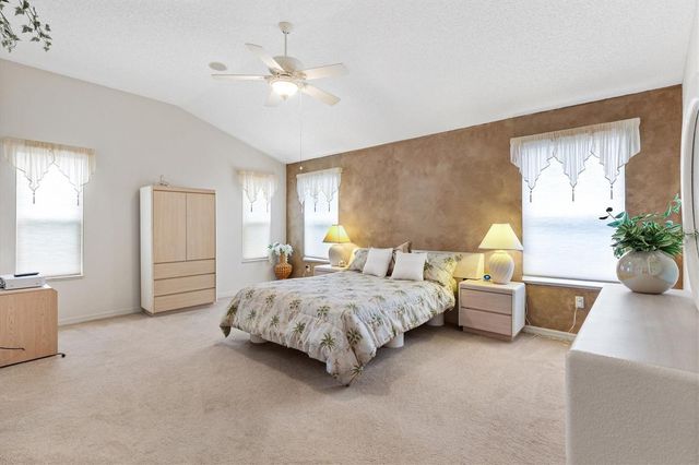 3000 SANDY LANE, The Villages, FL 32162