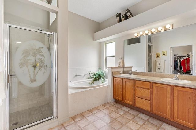 3000 SANDY LANE, The Villages, FL 32162