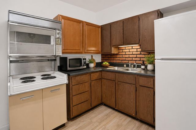 1366 Melrose Avenue, Columbus, OH 43224