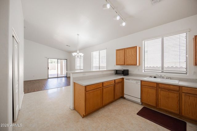 6918 S 37TH Glen, Phoenix, AZ 85041