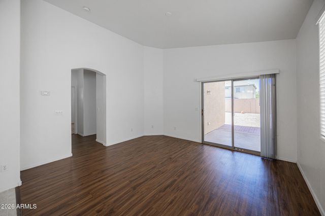 6918 S 37TH Glen, Phoenix, AZ 85041