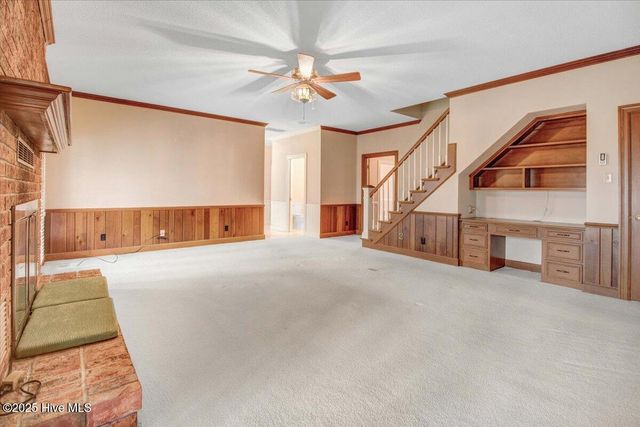 702 Hillcrest Drive, Mount Olive, NC 28365