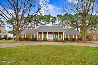 702 Hillcrest Drive, Mount Olive, NC 28365