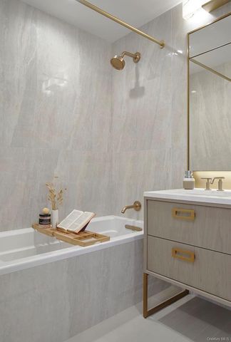 3 Court Square 404, Long Island City, NY 11101