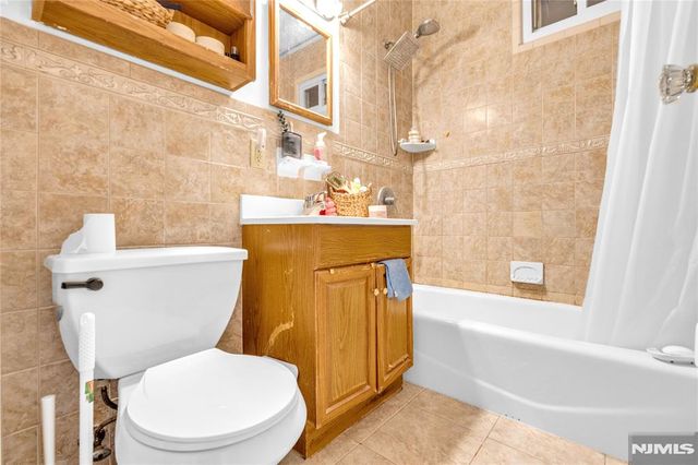 94 Broadway 2, Hillsdale, NJ 07642