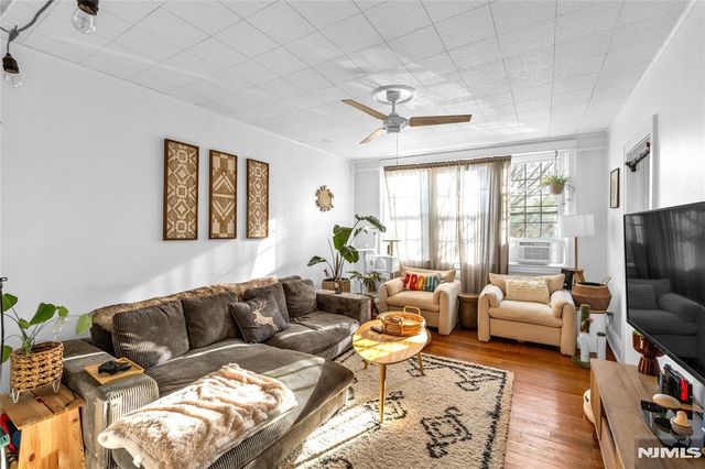 94 Broadway 2, Hillsdale, NJ 07642