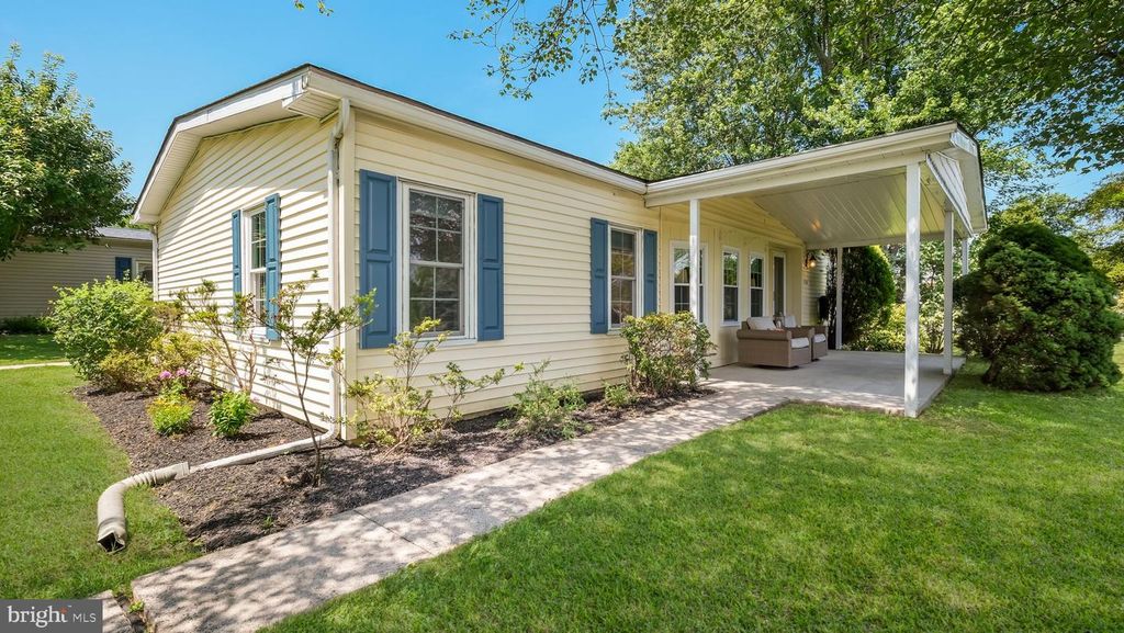 770 LOCUST DR, North Wales, PA 19454