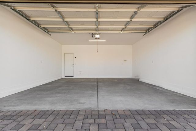 14807 W Soft Wind Drive, Surprise, AZ 85387