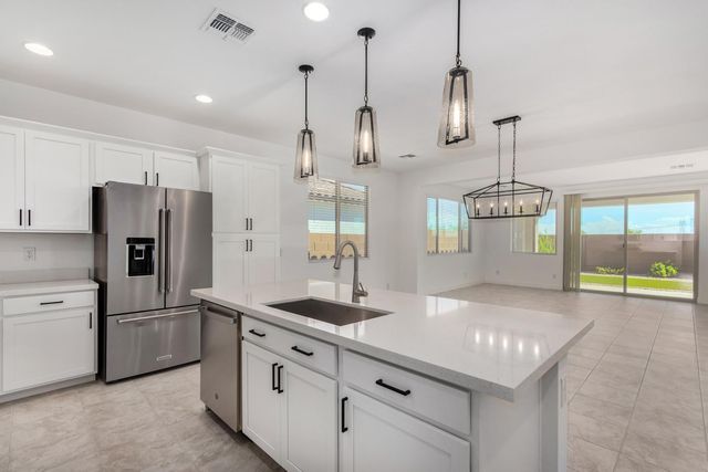 14807 W Soft Wind Drive, Surprise, AZ 85387