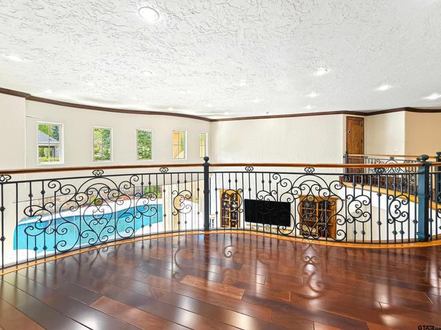 7105 Walden Dr, Tyler, TX 75703