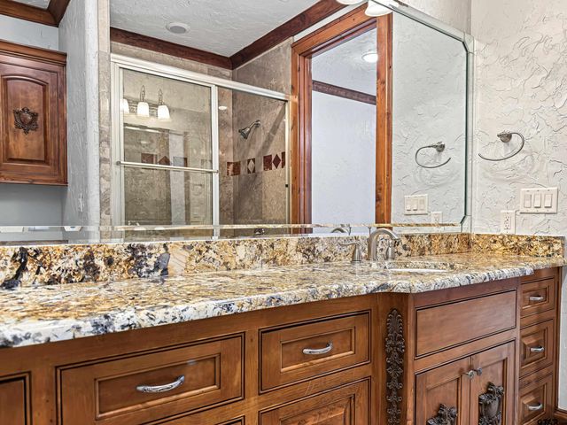 7105 Walden Dr, Tyler, TX 75703