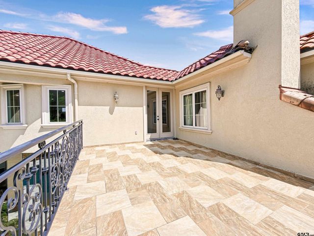 7105 Walden Dr, Tyler, TX 75703