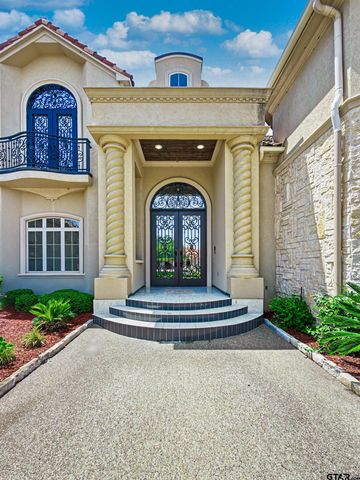 7105 Walden Dr, Tyler, TX 75703