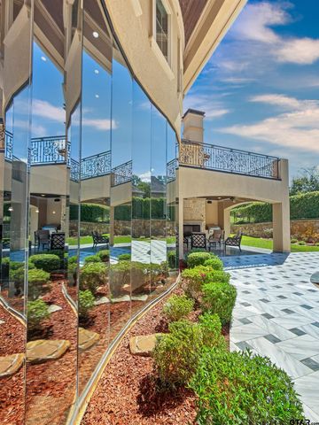 7105 Walden Dr, Tyler, TX 75703