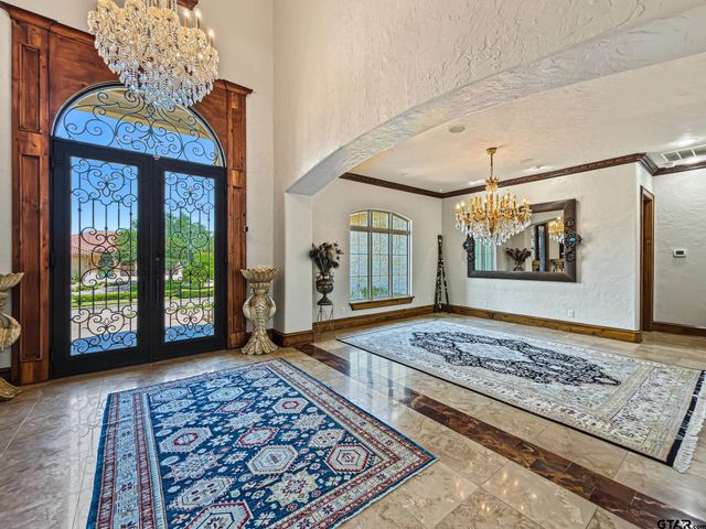7105 Walden Dr, Tyler, TX 75703