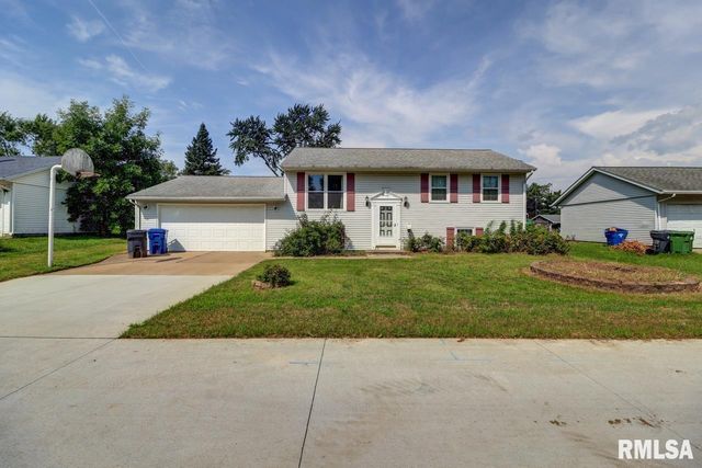 1356 SPRINGDALE Drive, Clinton, IA 52732