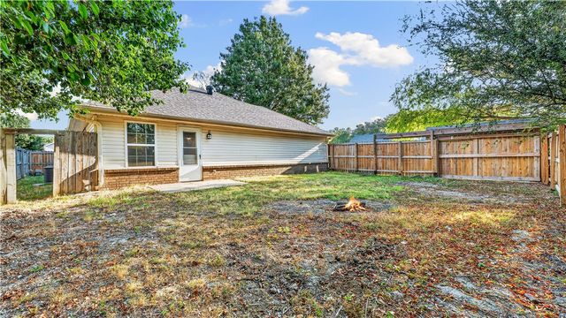 1302 Anna Street, Bentonville, AR 72712