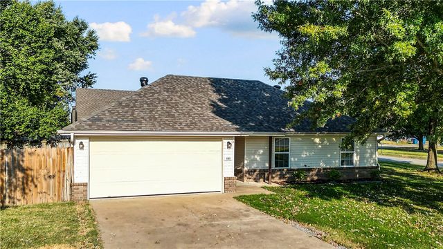1302 Anna Street, Bentonville, AR 72712