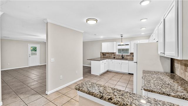 1302 Anna Street, Bentonville, AR 72712