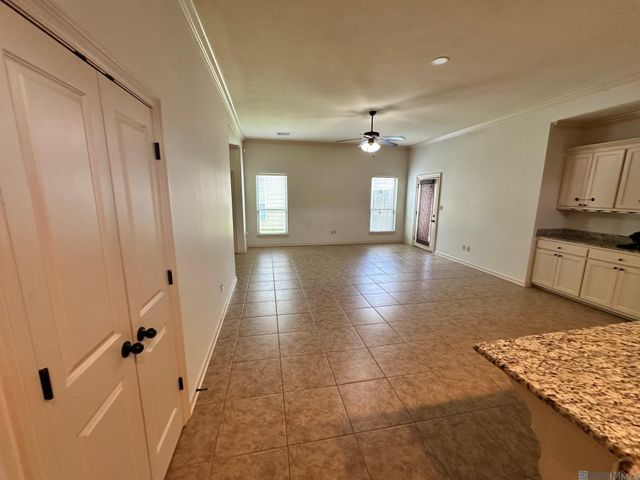 1560 Tasajillo Dr, St Gabriel, LA 70776