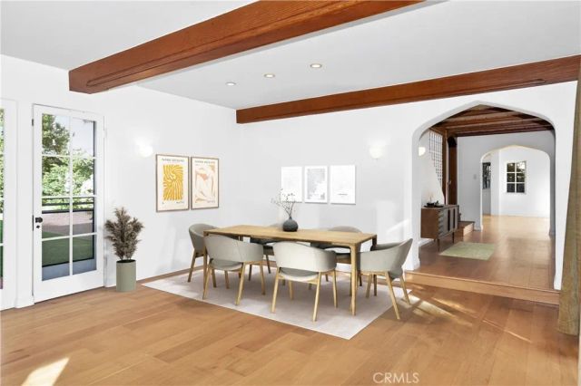 6211 Warner Drive, Los Angeles, CA 90048