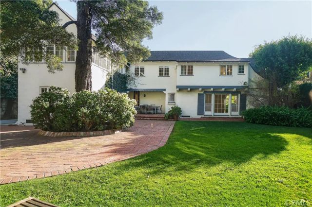 6211 Warner Drive, Los Angeles, CA 90048