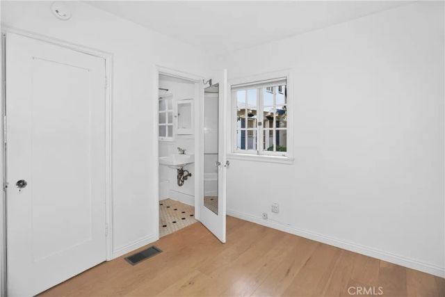 6211 Warner Drive, Los Angeles, CA 90048