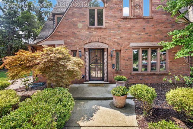 2769 Oakman Boulevard, Detroit, MI 48238