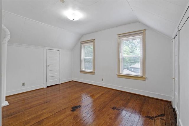 1915 Kentucky Street, Lawrence, KS 66046