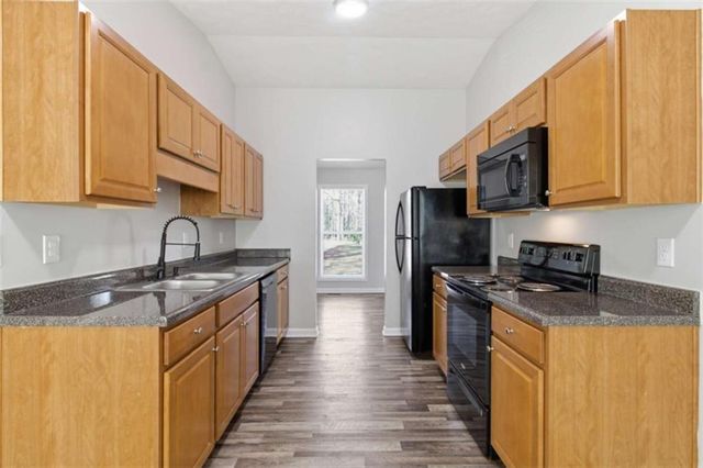 296 Firecrest Lane, Lawrenceville, GA 30045