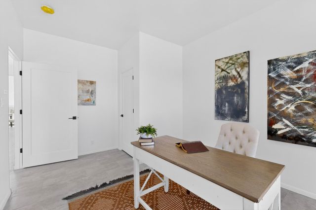 85 Cerro Alto Road, Lamy, NM 87540