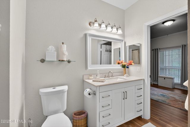 7800 POINT MEADOWS Drive 417, Jacksonville, FL 32256