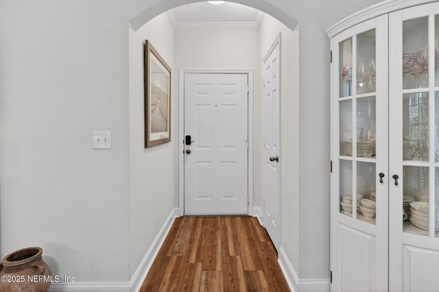 7800 POINT MEADOWS Drive 417, Jacksonville, FL 32256