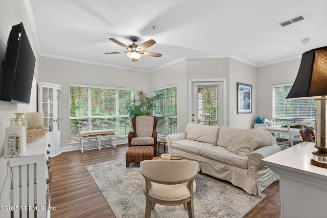 7800 POINT MEADOWS Drive 417, Jacksonville, FL 32256