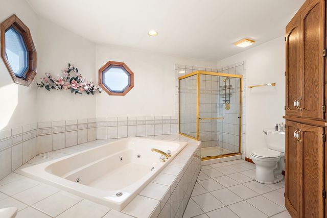 16221 Kingsport Road, Orland Park, IL 60467