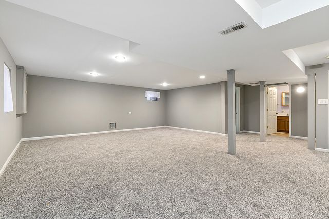 16221 Kingsport Road, Orland Park, IL 60467