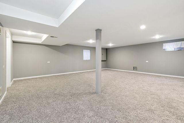 16221 Kingsport Road, Orland Park, IL 60467