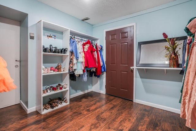 169 Newcastle Street, Lexington, KY 40504