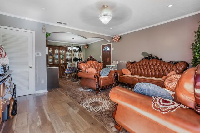 169 Newcastle Street, Lexington, KY 40504