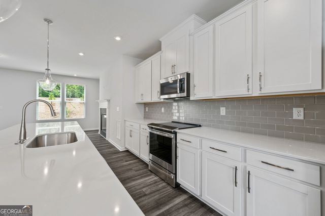 2688 Creekview Terrace NW, Atlanta, GA 30318
