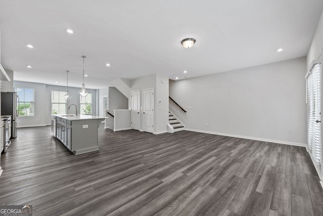 2688 Creekview Terrace NW, Atlanta, GA 30318