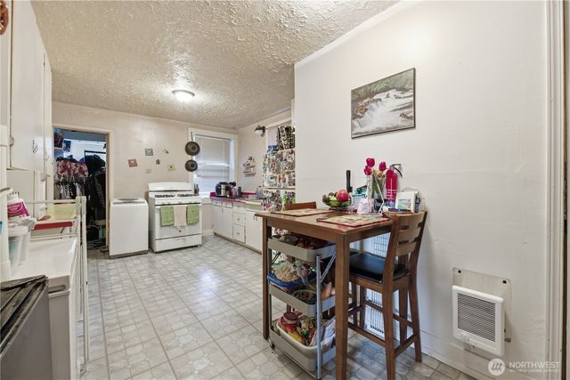 1134 Fawcett Avenue, Tacoma, WA 98402