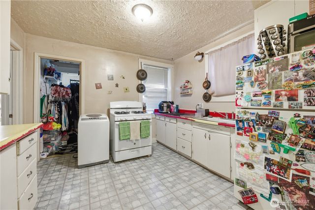 1134 Fawcett Avenue, Tacoma, WA 98402