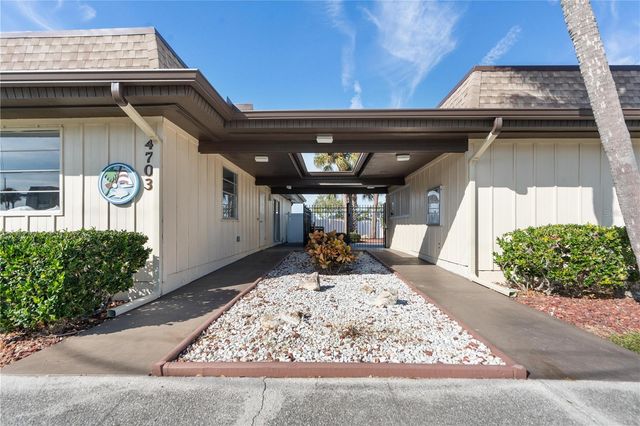 4452 GARNET DRIVE 202, New Port Richey, FL 34652