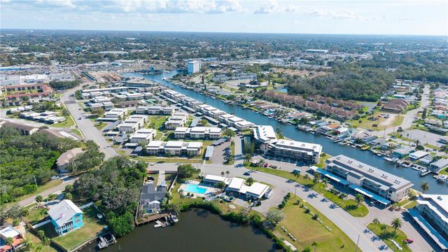 4452 GARNET DRIVE 202, New Port Richey, FL 34652