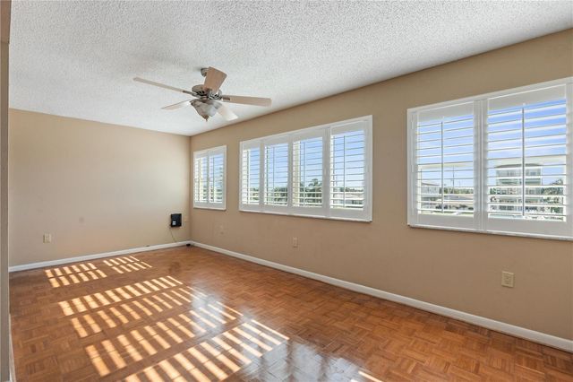 4452 GARNET DRIVE 202, New Port Richey, FL 34652