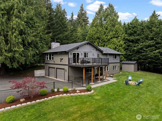 12915 Hallstrom Drive NW, Gig Harbor, WA 98332